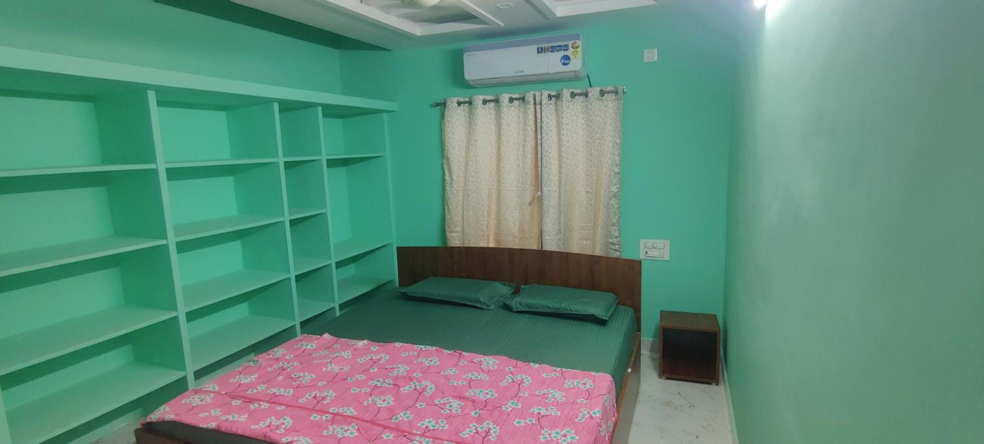 Ruhithahomestay- Ac Rooms-Free Wifi- Android Tv - Near To Alipiri- Door Service 티루파티 외부 사진